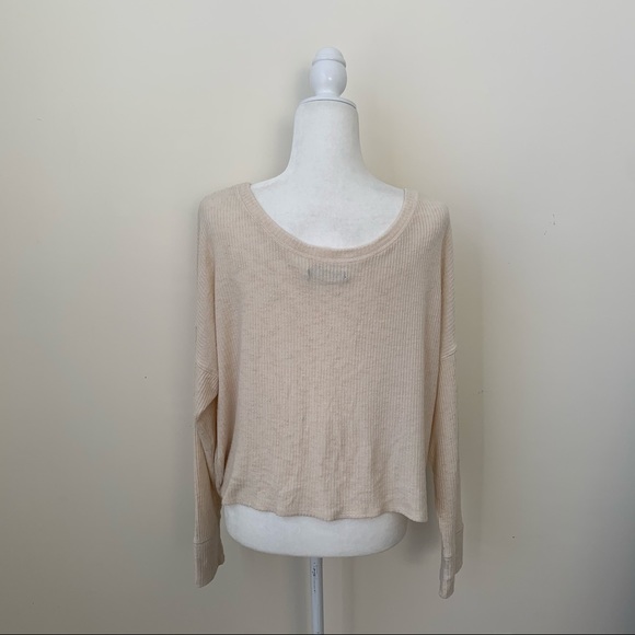 🚫 SOLD 🚫Abercrombie & Fitch Front Tie Sweater - Picture 6 of 8